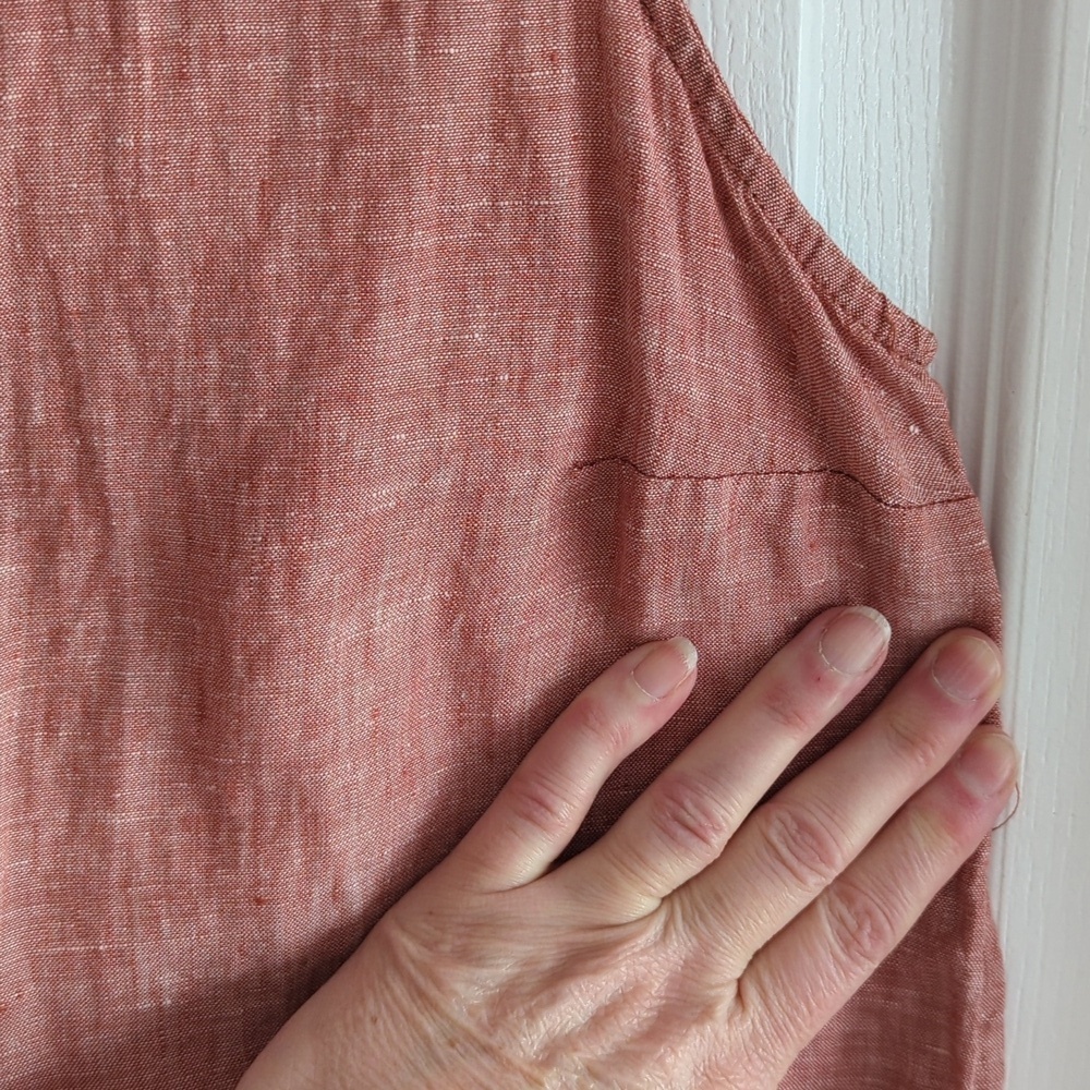 Linen Summer Top - Picture 2 of 7